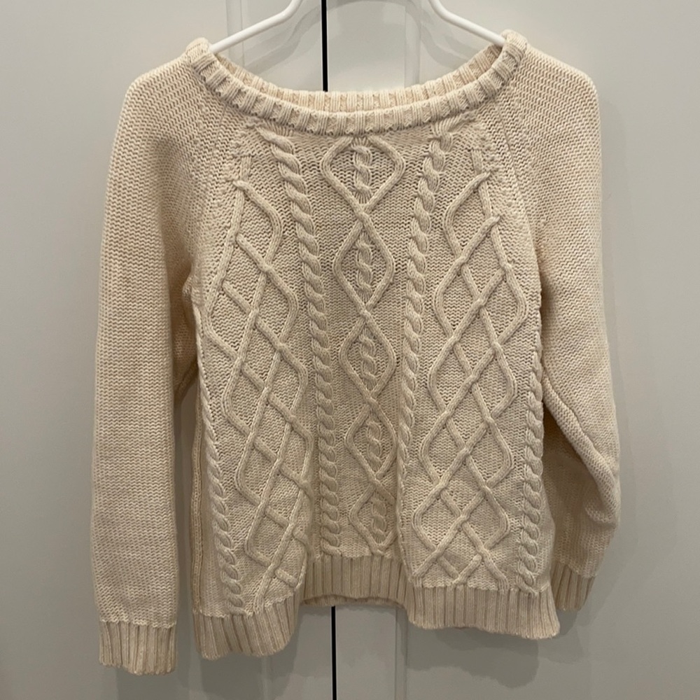 Old Navy classic cotton cable sweater. Like new